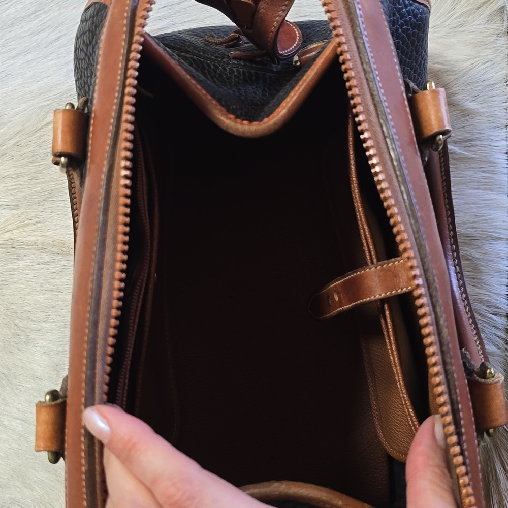 Dooney & Bourke Handbag - Picture 6 of 10